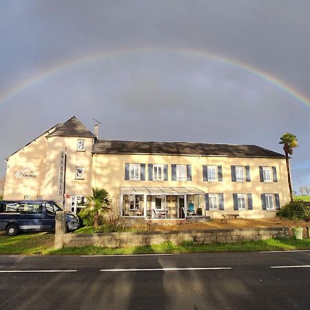 Hotel Les Montois Ceaux Bagian luar foto